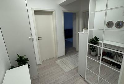 Apartament cu 2 camere decomandat, mobilat în 13 Decembrie
