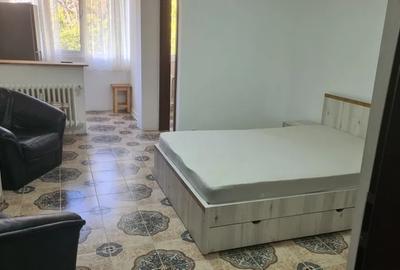 Garsoniera, semidecomandata, 31 mp, ac, metrou aproape, Drumul Taberei - 1