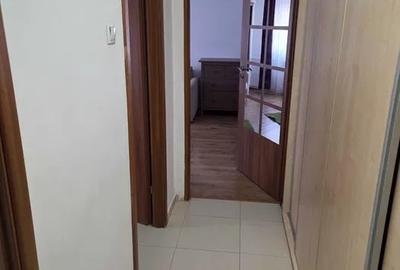 Garsonieră decomandată, mobilată în P-ța Universității - 5