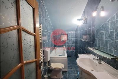 Casă cu 6 camere cu Teren 186 Mp în Vest - 2