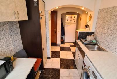 Apartament cu 3 camere semidecomandat în Craiovei - 7