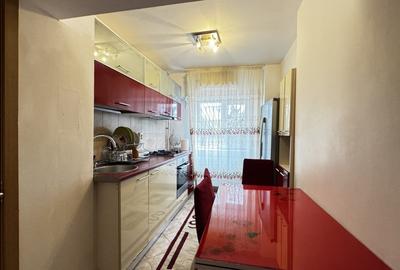 De vanzare 3 camere | Bd. Decebal | Etaj 2/8 | 88 mp utili | 2 bai De vanzare 3 camere | Bd. Decebal | Etaj 2/8 | 88 mp utili | 2 bai - 18