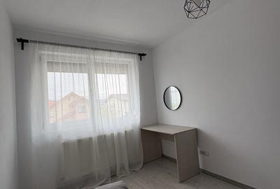 Casă cu 4 camere în Tunari - 7