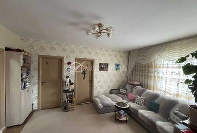 Apartament cu 3 camere semidecomandat în Florești - 2