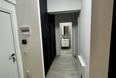 Apartament cu 2 camere decomandat, mobilat în Tractorul - 5