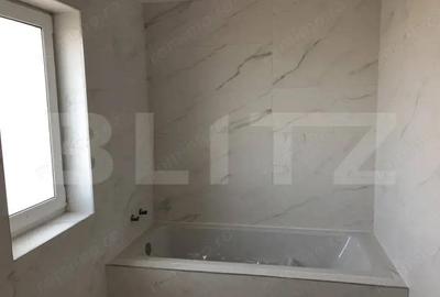 Casă cu 4 camere cu Teren 178 Mp în Central