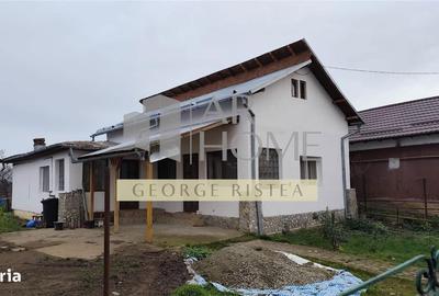 Casă cu 4 camere cu Canalizare în Central - 11