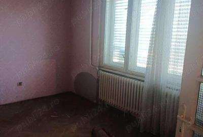 Casa de vanzare cu 3 camere , pe un nivel , pe Strada Botizului , 68.000 euro negocibil - 4