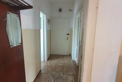 Apartament 2 camere Tractorul - 3