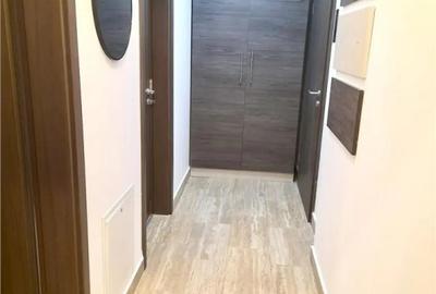 Garsonieră decomandată în Central - 2