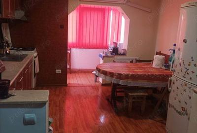 Apartament cu 3 camere în Central - 4