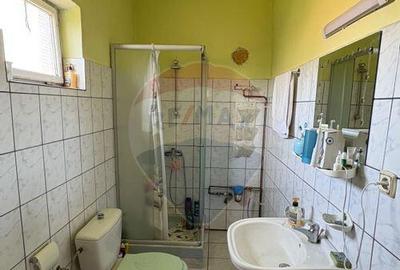 Casa intr-o loca?ie cu panorama deosebita, in zona Mosnei - 10