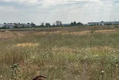 Policolor - Gura Solcii, teren 7500 mp- dubla deschidere - 7