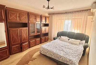 Apartament cu 3 camere decomandat în Gară - 1