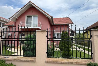 Casă individuală cu 5 camere cu Canalizare în Moșnița Nouă - 2
