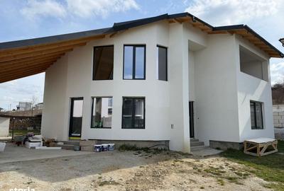 Casă cu 4 camere în Central - 5