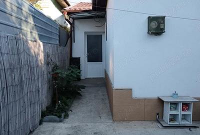 Casa cu teren de vanzare langa Muzeu - 1