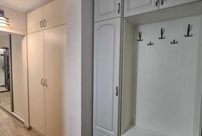 Apartament cu 3 camere decomandat în Decebal - 2
