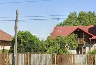Bucov - zona centru, 1200mp teren, casa cu deschidere la DN, renovabila demolabi - 1
