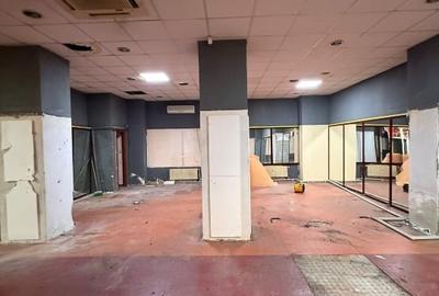 Spațiu comercial de închiriat – 336 mp + subsol + parcare - 6