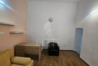 Garsoniera în zona ULTRACENTRALA - 3