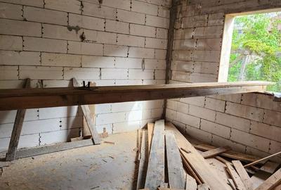 Casă cu 4 camere cu Teren 260 Mp în Călărași - 4