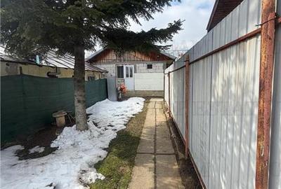 Apartament cu 3 camere semidecomandat în Domenii