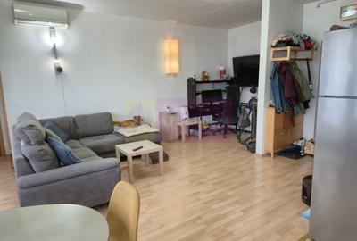 Apartament 3 camerela vanzare in zona Titan-Rasarit de Soare - 3