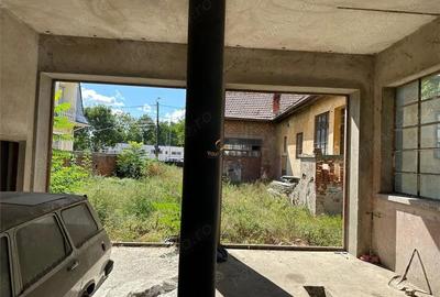Casă cu Teren 980 Mp în Central - 18