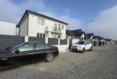 Casă individuală cu 5 camere cu Canalizare în Central - 3