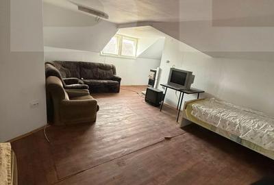 Casă cu 3 camere cu Teren 200 Mp în Central - 10