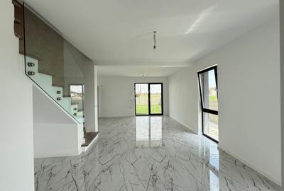 Duplex cu 4 camere cu Canalizare în Moșnița Nouă - 3