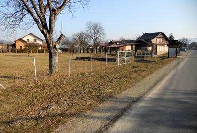 Loc de casa 1600 mp front 32 metri ULTRACENTRAL loc .Craciunesti - 7