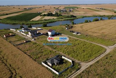 Teren Construcții intravilan de 300 mp, în Berceni