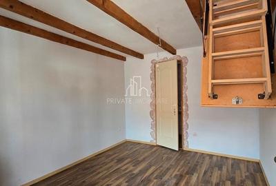 Casă cu 4 camere decomandat în Angofa - 9