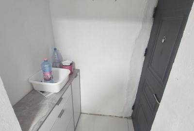 Apartament cu 2 camere decomandat, mobilat în Sinaia - 15