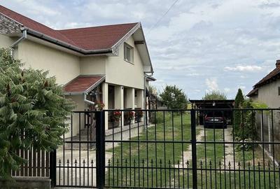 Casă cu 4 camere cu Teren 1600 Mp în Lazuri - 7