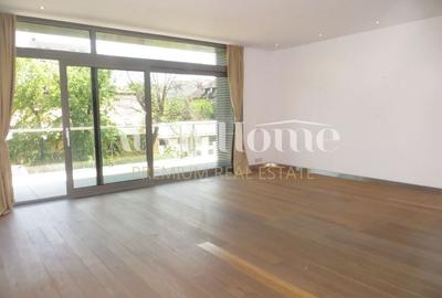 Superb apartament cu 4 camere, finisaje Lux, 2 terase, parcare, paza Superb apartament cu 4 camere, finisaje Lux, 2 terase, parcare, paza - 1