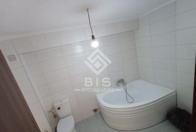 Apartament 3 camere, decomandat - 2