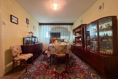 Apartament cu 3 camere decomandat, mobilat în Far - 1