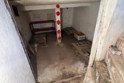 Casă cu 3 camere cu Teren 3855 Mp în Central - 10