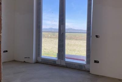 Casă cu 4 camere în Ghimbav Livadă - 1