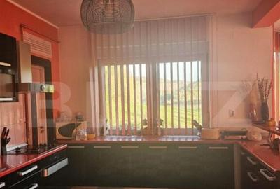 Casă cu 7 camere cu Teren 3500 Mp în Central - 5