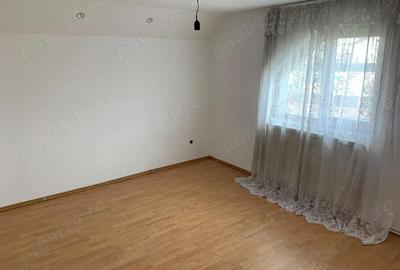 Casă cu 5 camere cu Teren 1000 Mp în Miroslava - 3