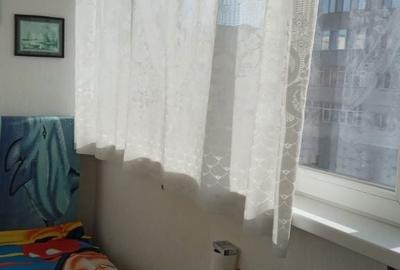 Garsonieră decomandată în Poarta 6 - 2