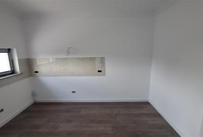 Duplex cu 3 camere cu Canalizare în Breazu - 3