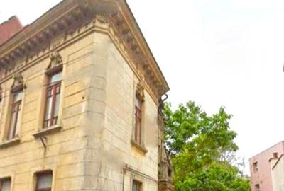 Casă cu 12 camere cu Canalizare în Victoriei - 3