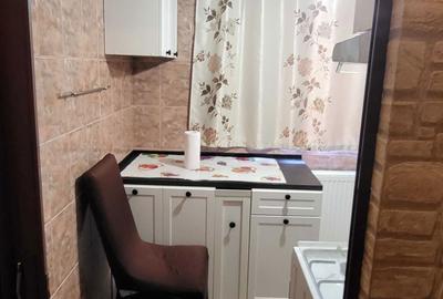 Apartament cu 2 camere semidecomandat în Trivale - 4