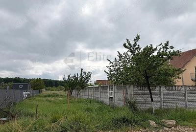 Teren de 600 mp, în Gepiu - 1