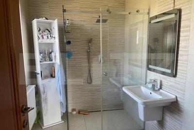 Casă cu 7 camere cu Teren 1300 Mp în Central - 5